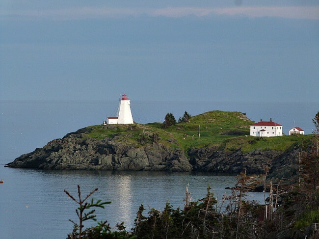 Watch Picture-perfect Lighthouse